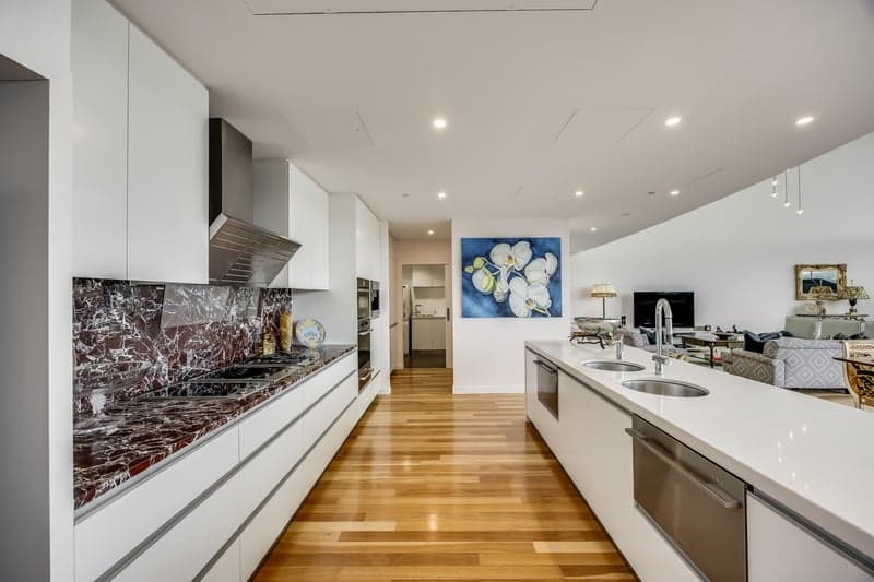 1001/19 Gilles Street, Adelaide - Thumbnail 8