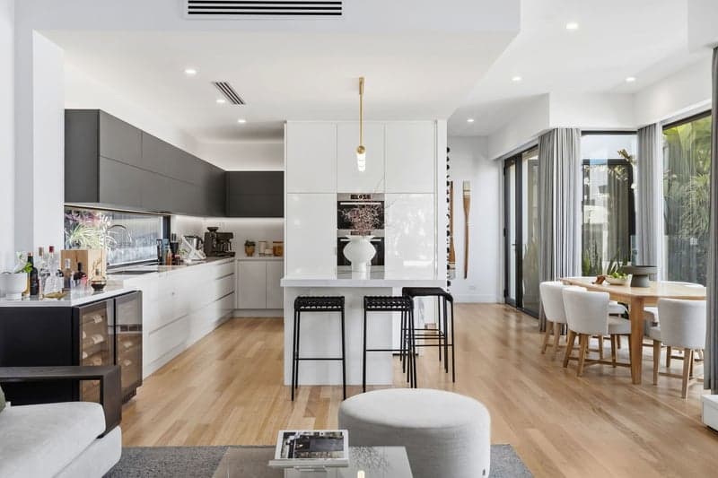 13 Cottesloe Street, West Beach - Thumbnail 6