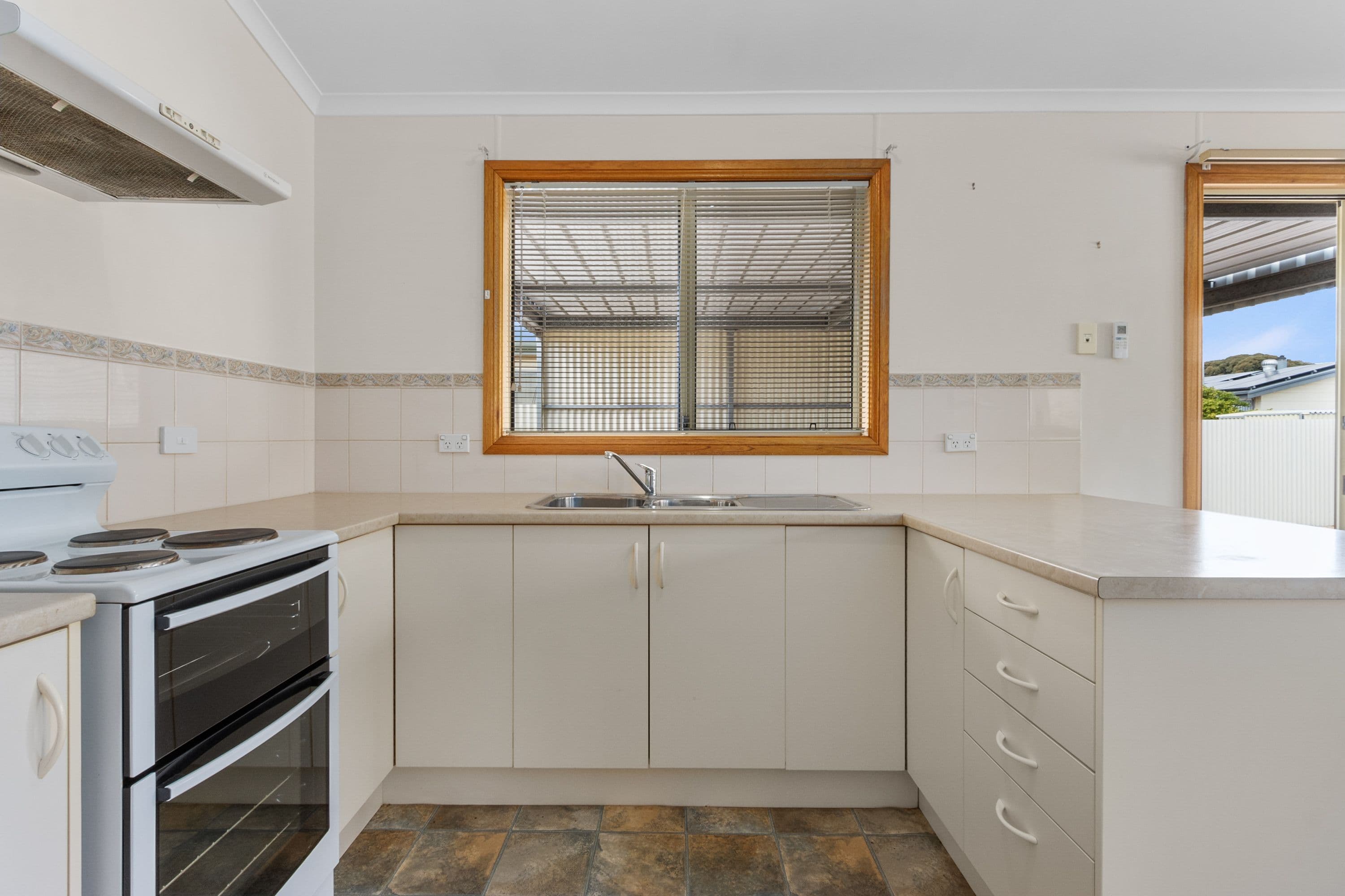 Unit 3/23 George Street, Wallaroo SA 5556, Wallaroo - Thumbnail 7