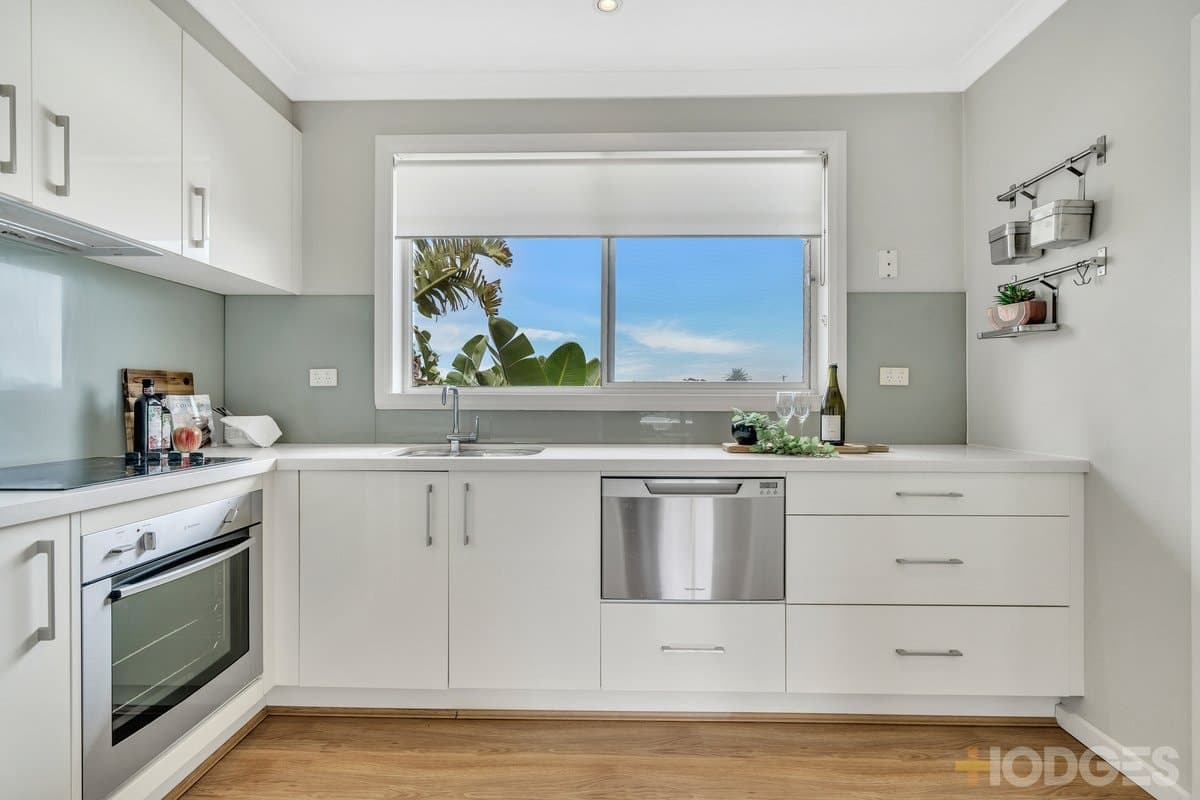 13 / 3-7 Davies Street, Mentone, VIC, 3194, Mentone - Thumbnail 4