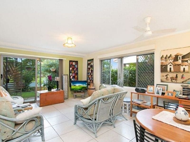 1/88 Sarawak Avenue PALM BEACH QLD, Palm Beach - Image 1