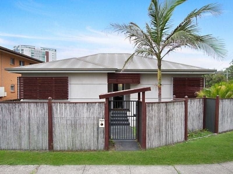 18 Coyne Street KIRRA QLD, Kirra - Image 1