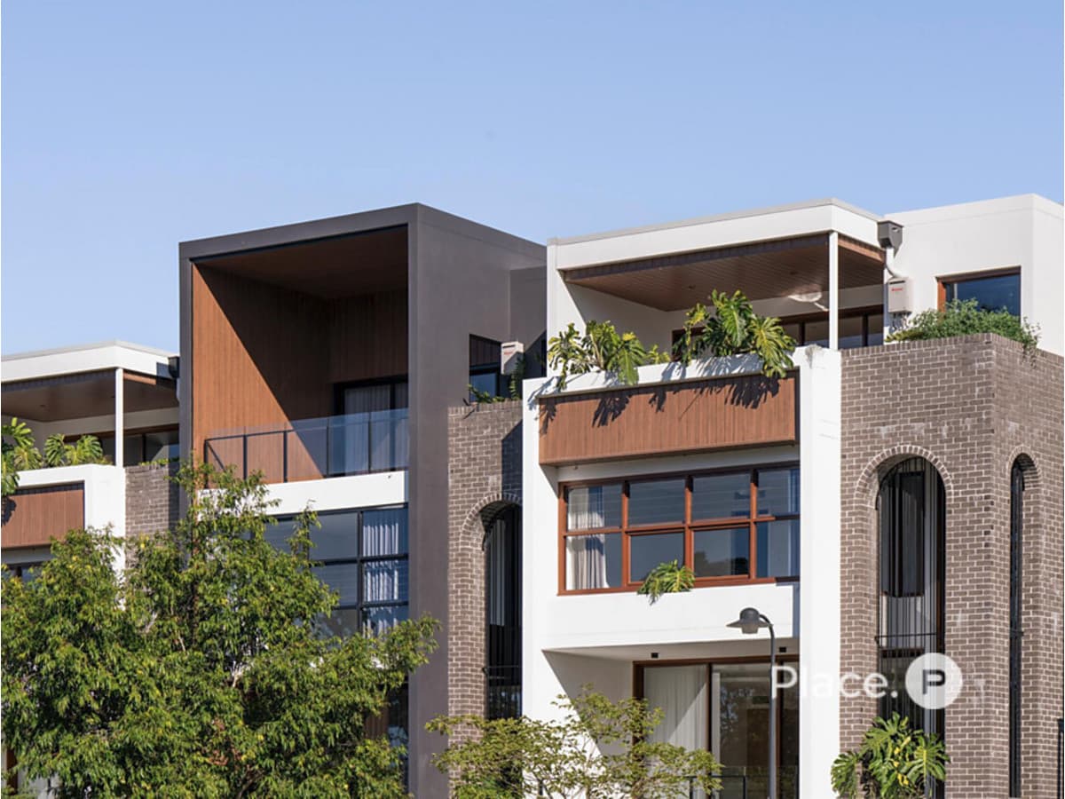 75 Jacaranda Place, Indooroopilly - Thumbnail 3