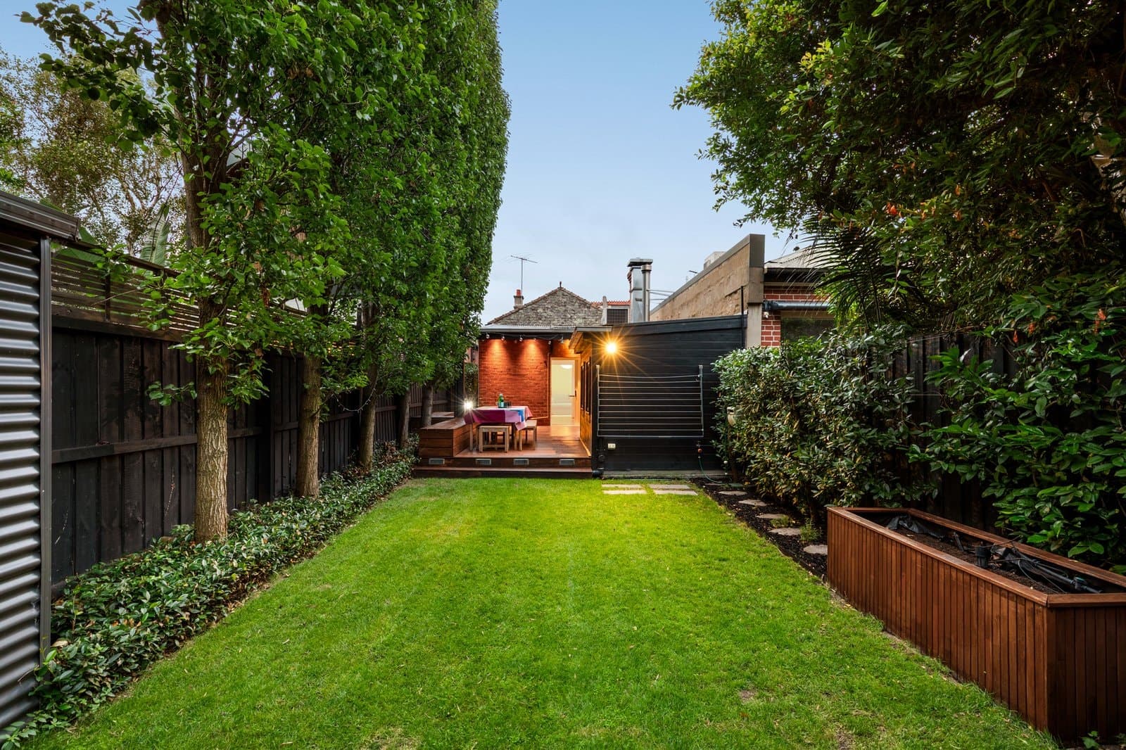 91 Park Street, St Kilda West - Thumbnail 2