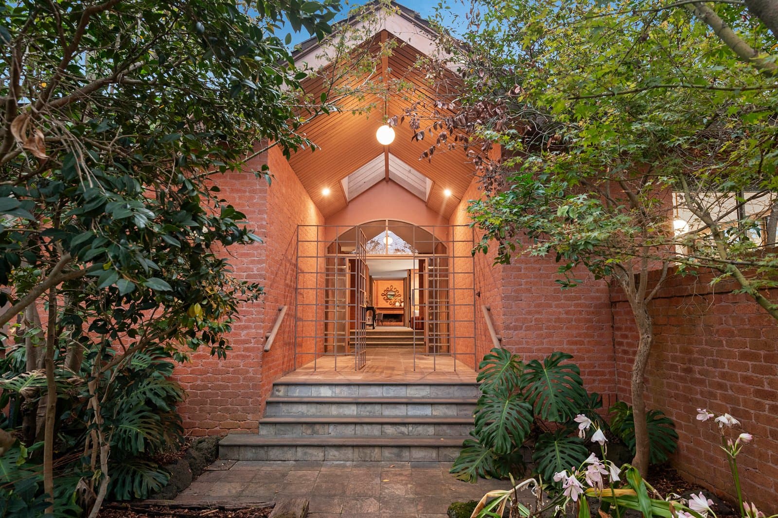 13-15 Kembla Street, Hawthorn - Thumbnail 2