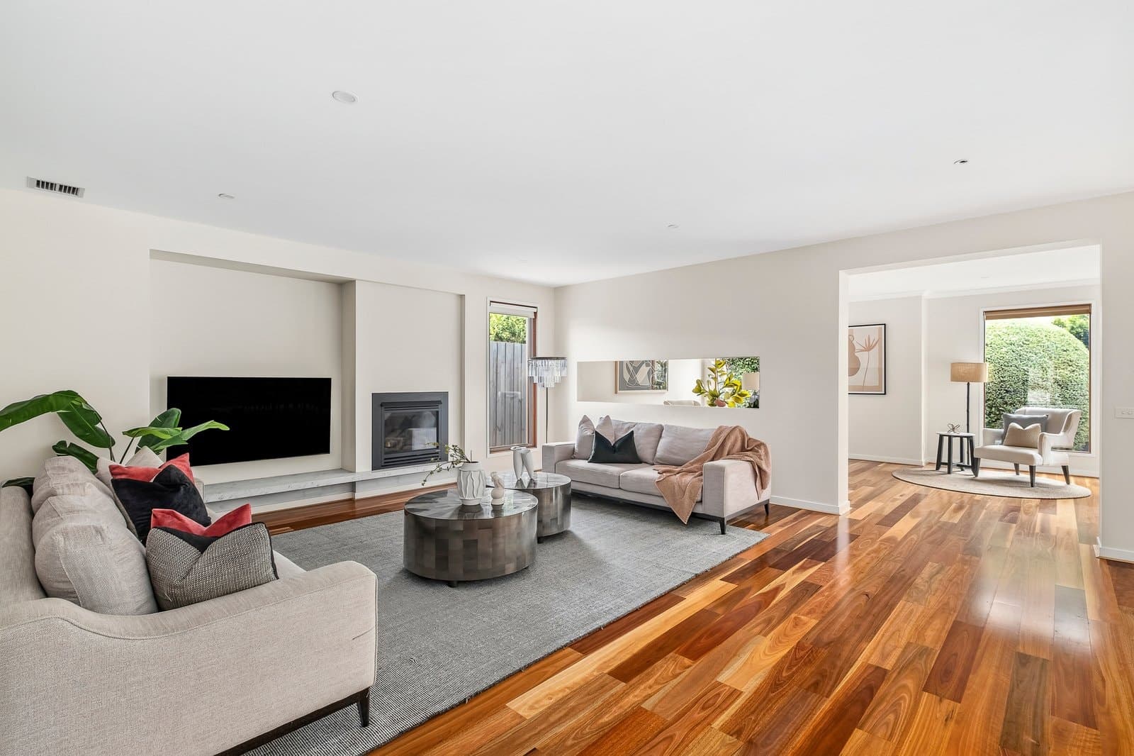 46 Warner Avenue, Ashburton - Thumbnail 2