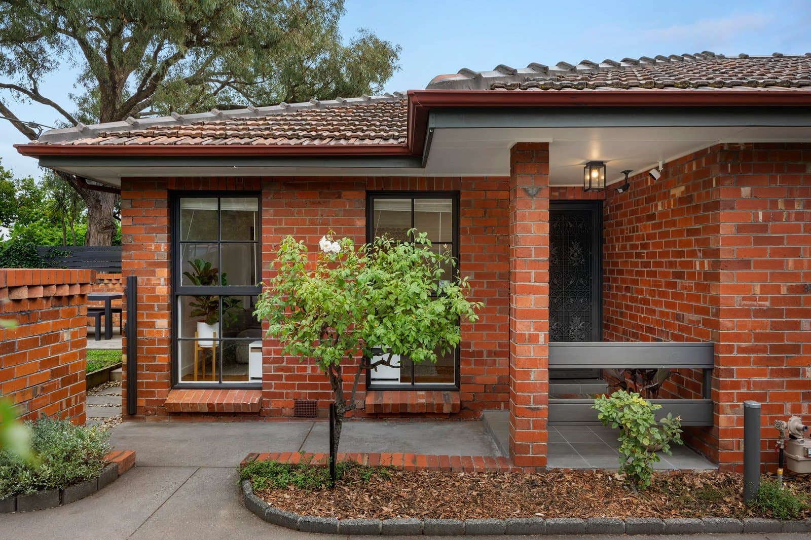 1/12 Peace Street, Glen Iris - Thumbnail 2