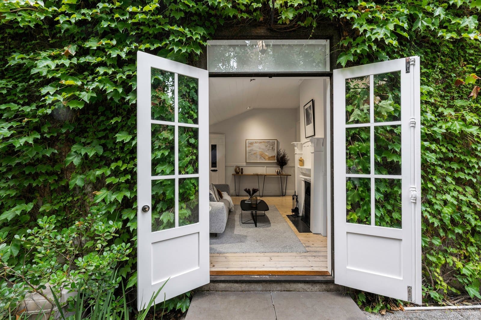 43 Aberdeen Road, Prahran - Thumbnail 2