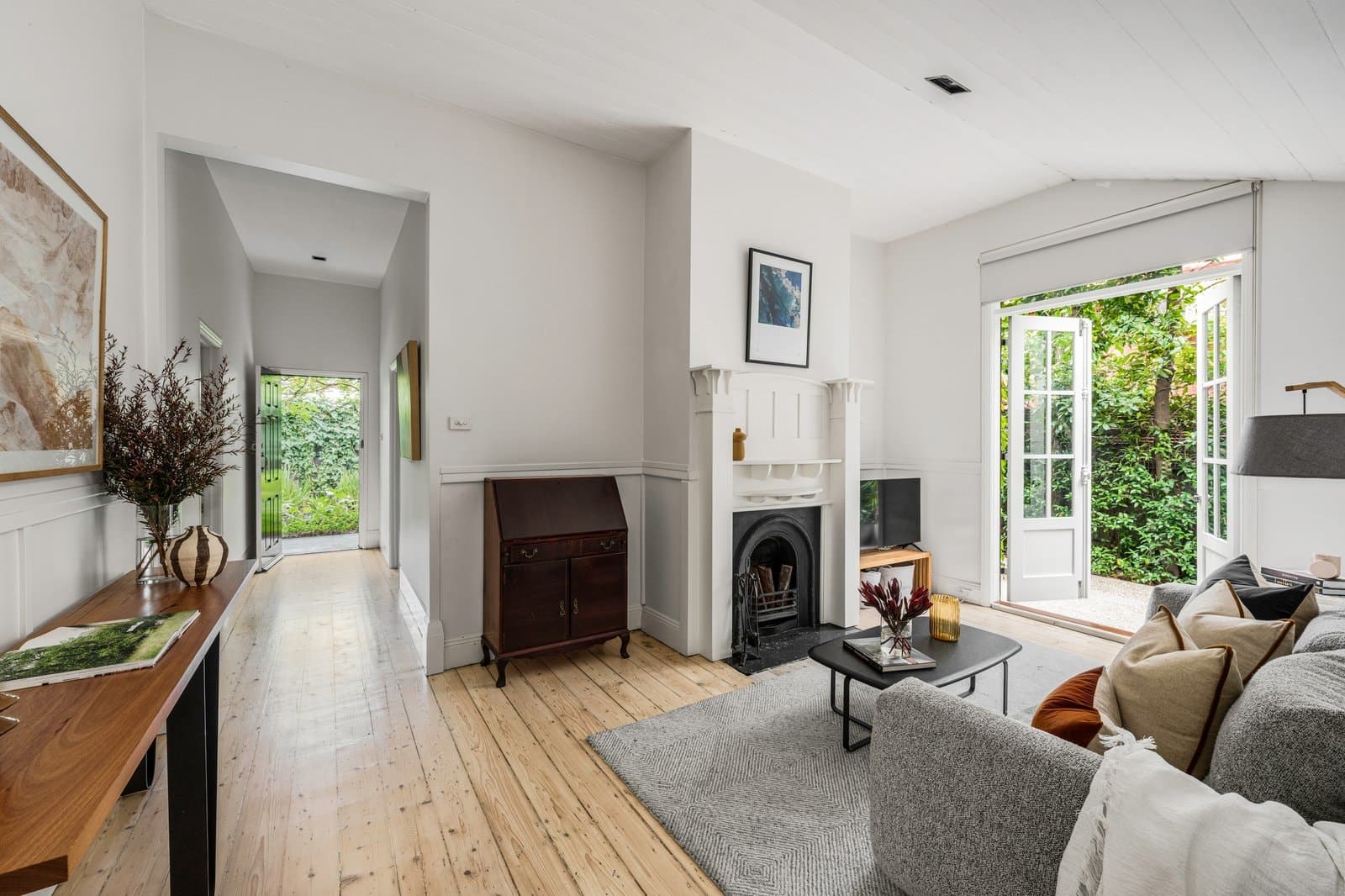 43 Aberdeen Road, Prahran - Thumbnail 3