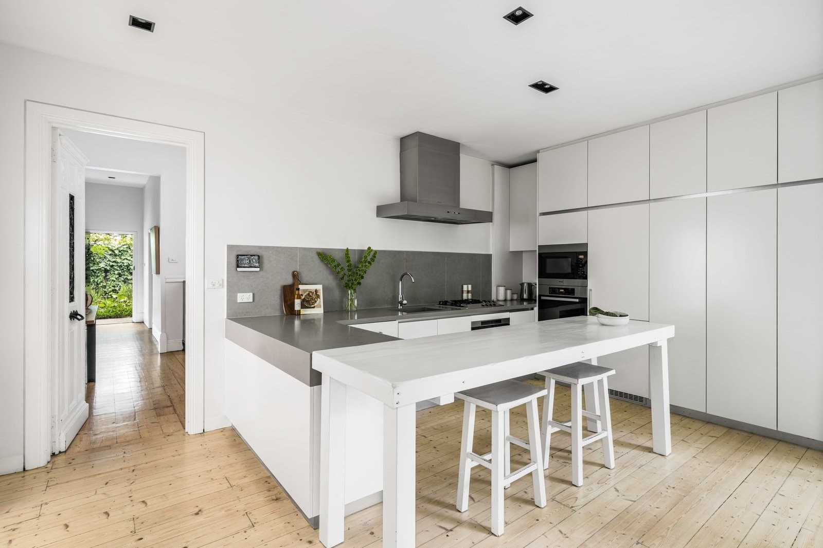 43 Aberdeen Road, Prahran - Thumbnail 6