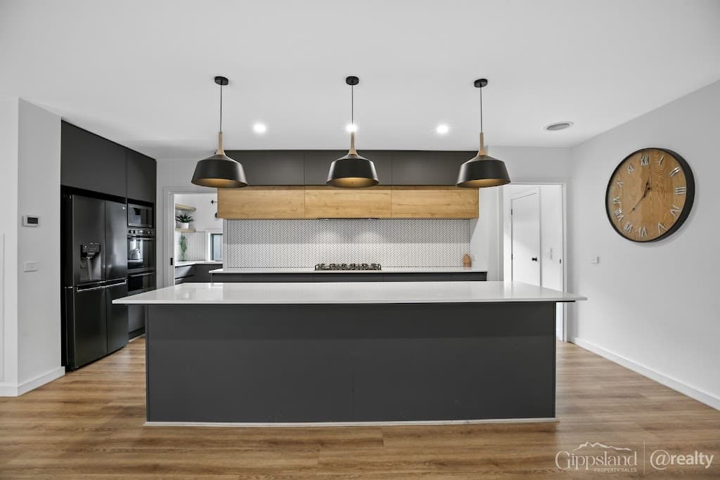 12 Denton Drive, Warragul, VIC, 3820, Warragul - Thumbnail 2