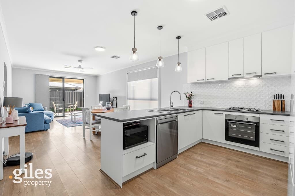 19 Hatcher Road, Munno Para Downs, SA, 5115, Munno Para Downs - Thumbnail 2