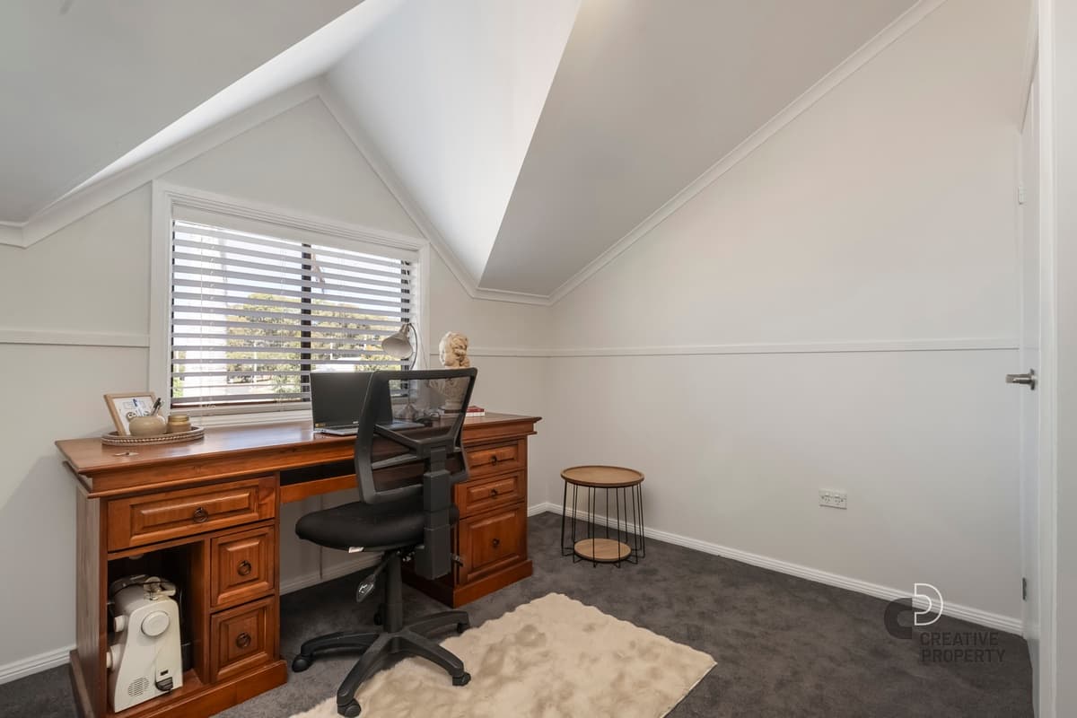 32 Croudace Road, Elermore Vale, Elermore Vale - Thumbnail 6