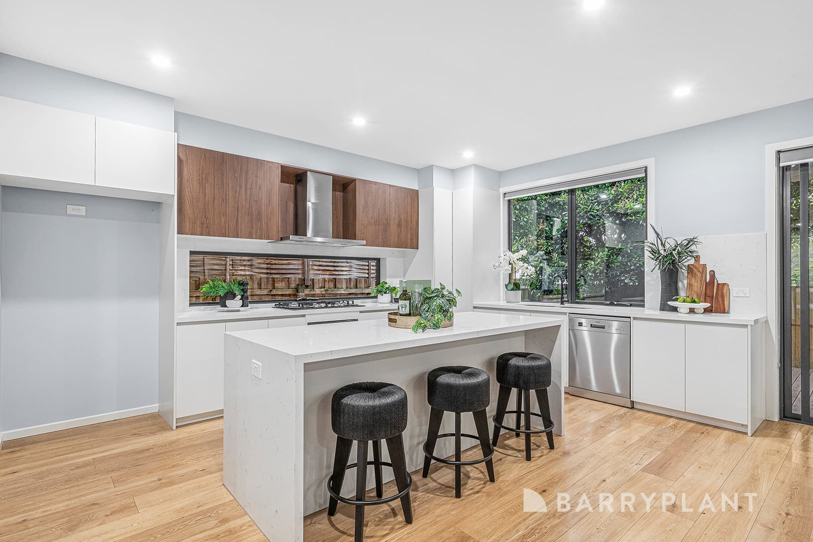 75B Rachelle Drive, Wantirna, VIC 3152, Wantirna - Thumbnail 3