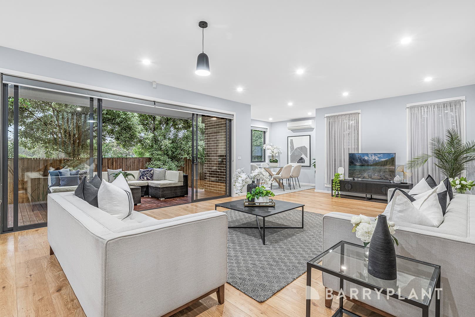 75B Rachelle Drive, Wantirna, VIC 3152, Wantirna - Thumbnail 4