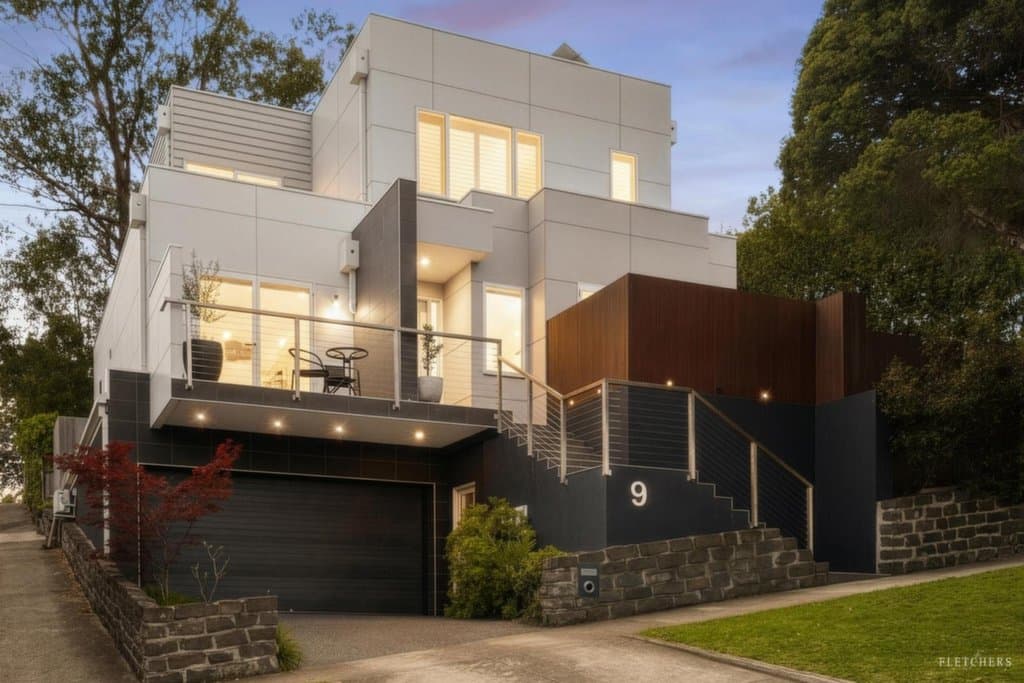9 Sycamore Street, Box Hill South - Thumbnail 2