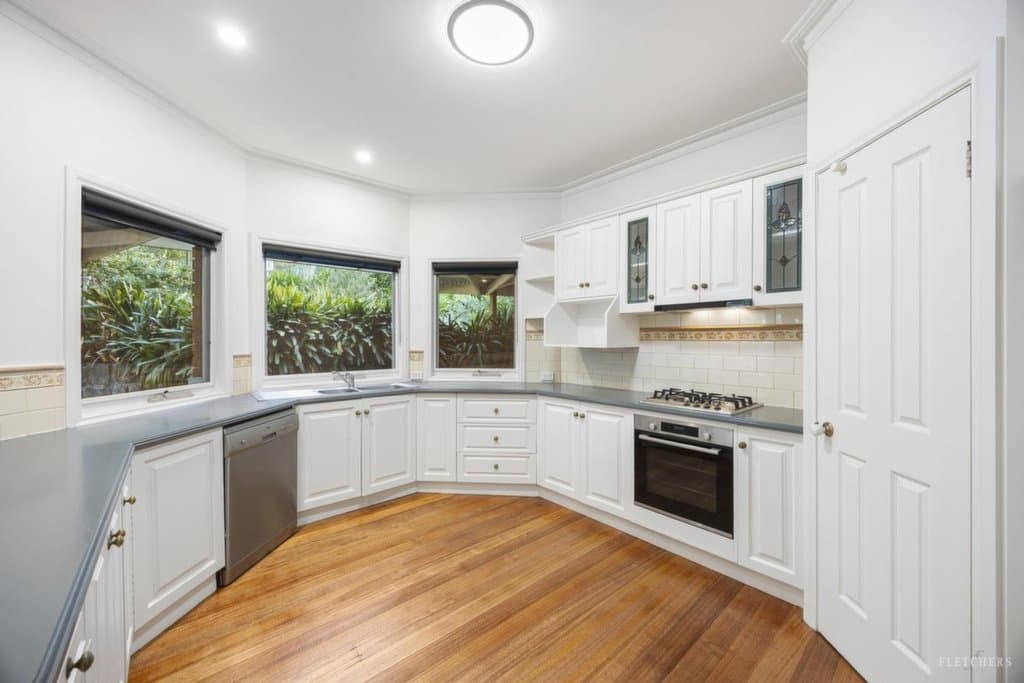247 Oban Road, Ringwood North - Thumbnail 4