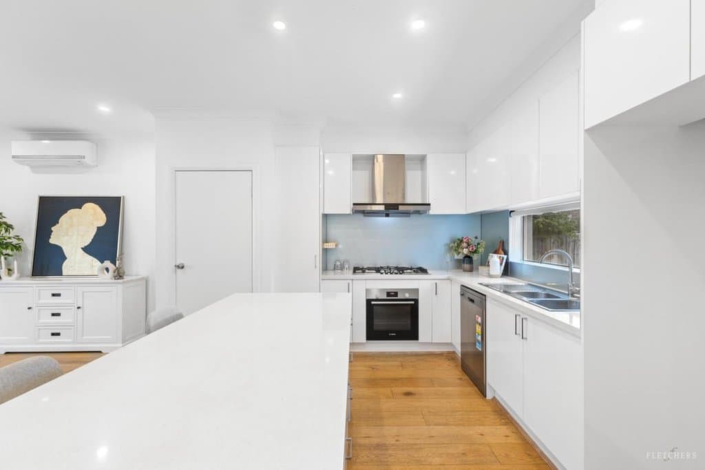 1/18 Monaco Street, Doncaster - Thumbnail 5