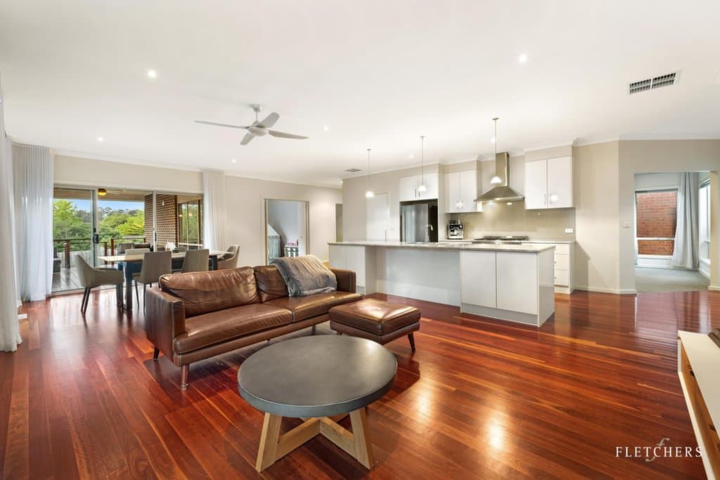 15 Freshfield Avenue, Mooroolbark - Thumbnail 4