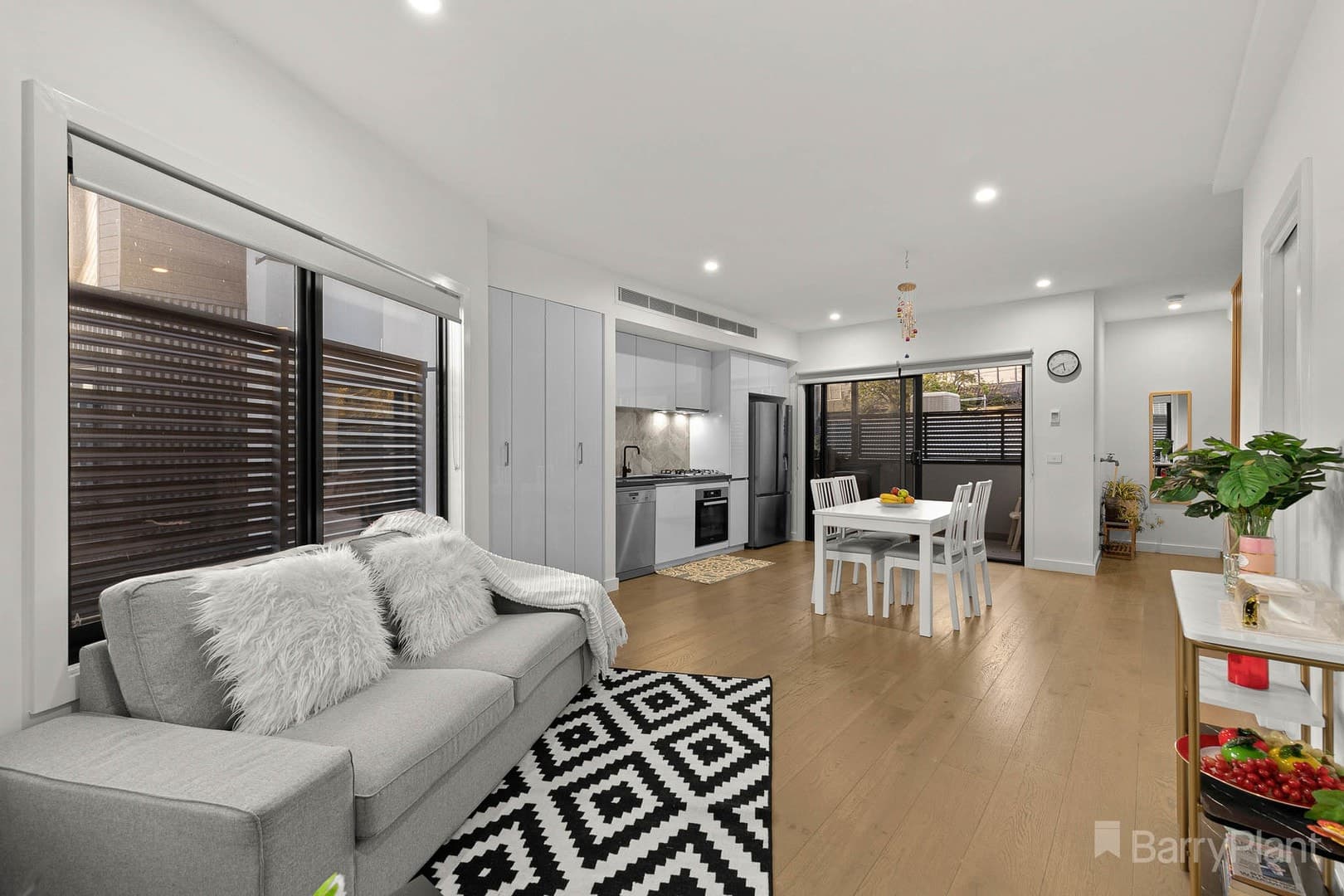 2/5 Tranmere Avenue, Carnegie, VIC 3163, Carnegie - Image 1