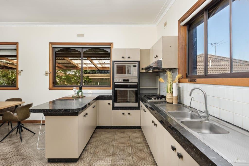 39 Crispe Street, Reservoir - Thumbnail 8