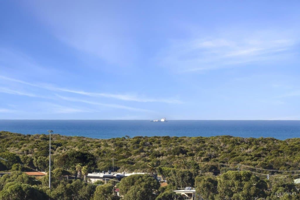 11 Canis Crescent Ocean Grove, Ocean Grove - Thumbnail 2