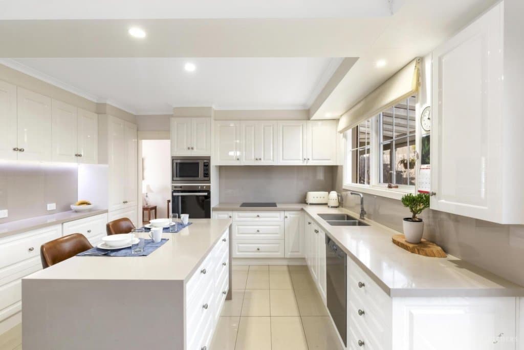 7 Newbury Close, Templestowe Lower - Thumbnail 7