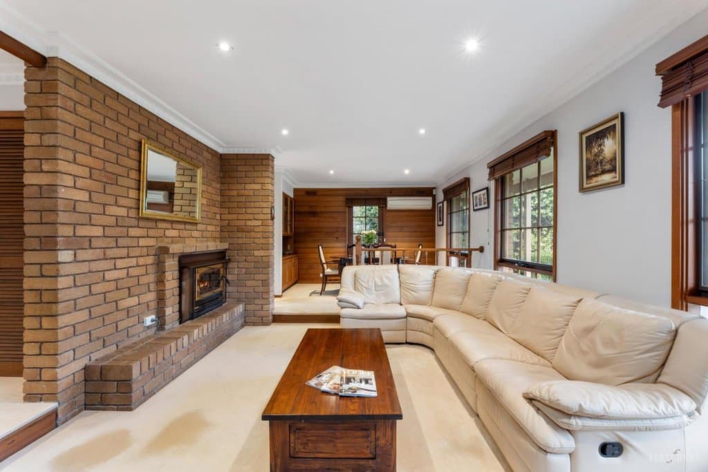 102 Weeden Drive, Vermont South - Thumbnail 2