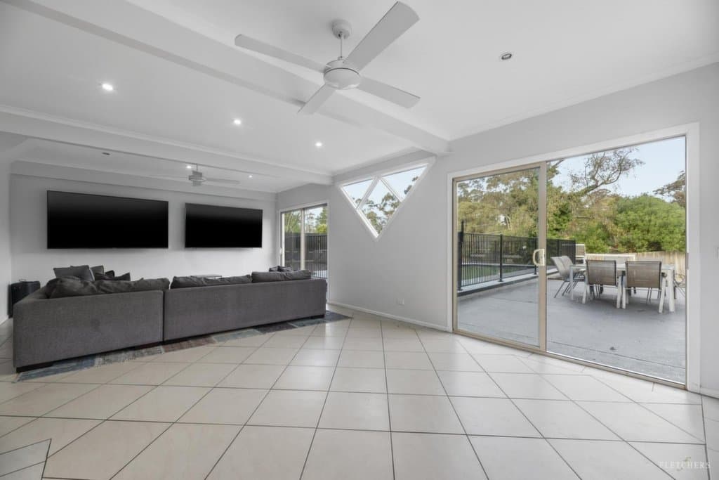 6 Clubpoint Drive, Chirnside Park - Thumbnail 5