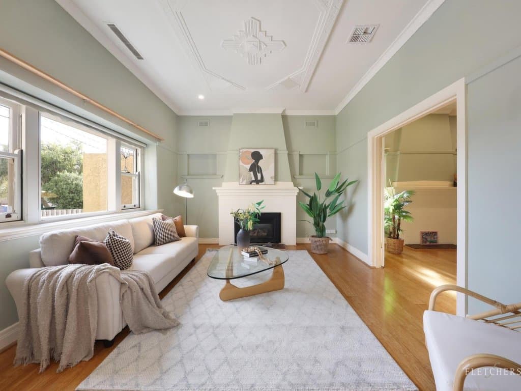 4 Elm Grove, McKinnon - Thumbnail 2