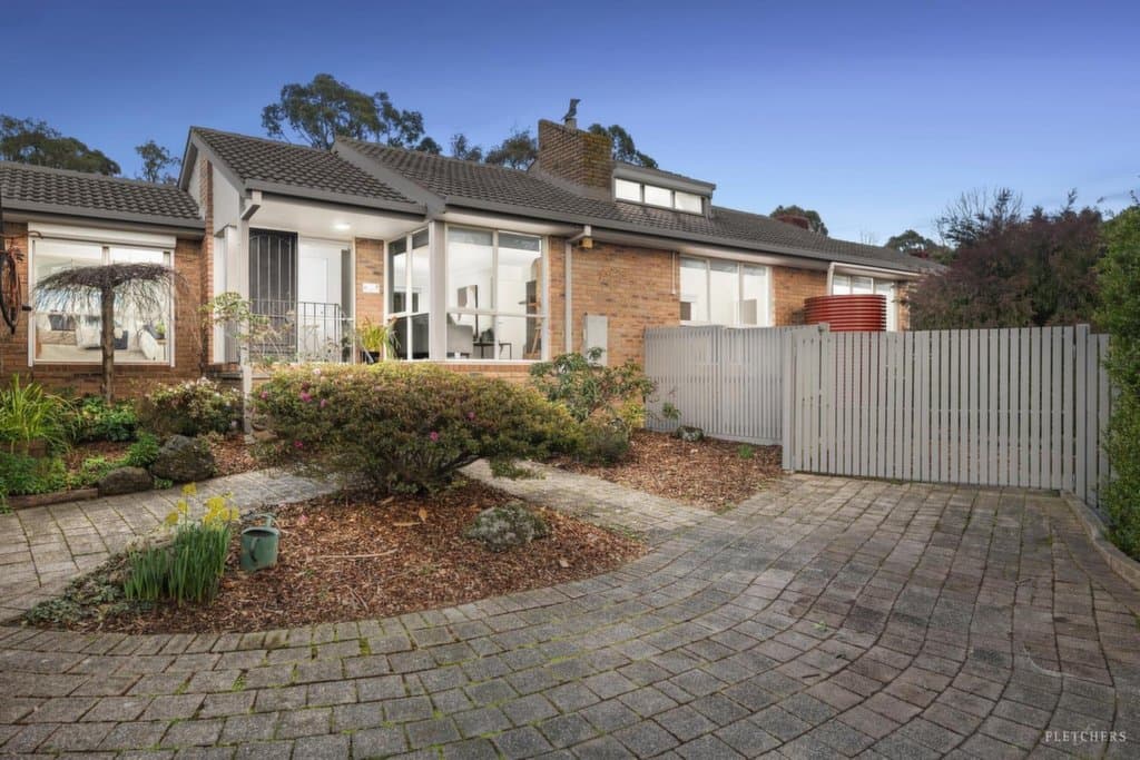 8 Wentworth Court, Mooroolbark - Image 1