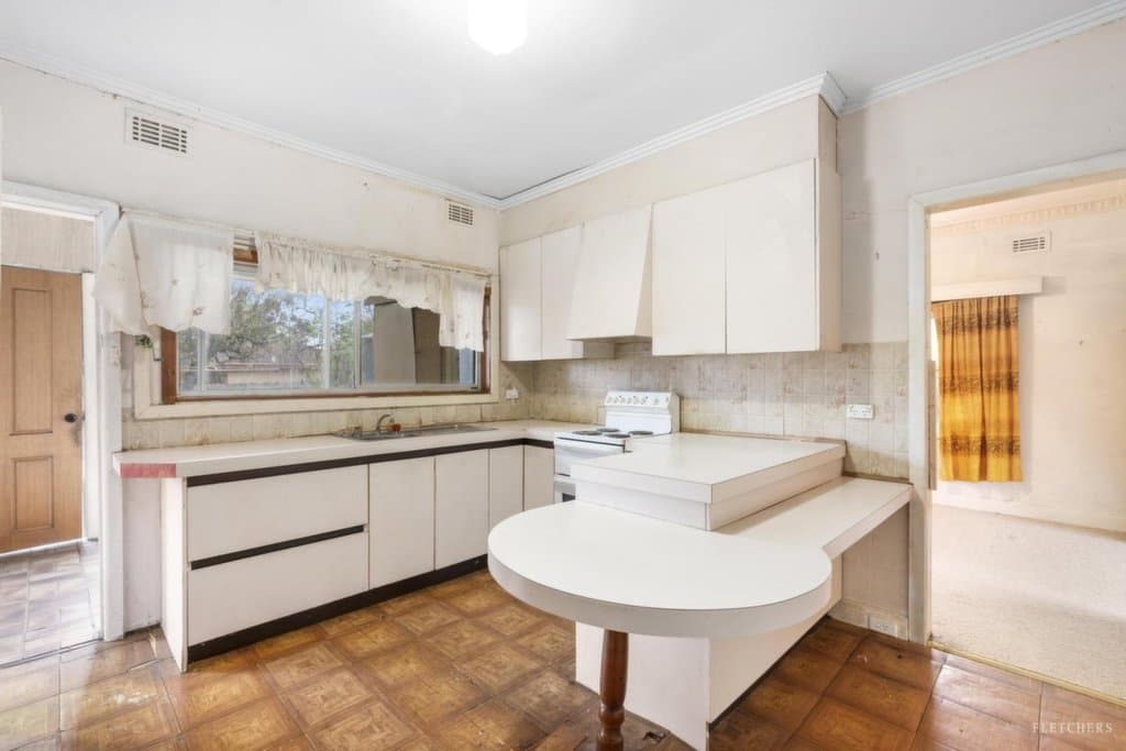 25 Maple Street, Mount Waverley - Thumbnail 6