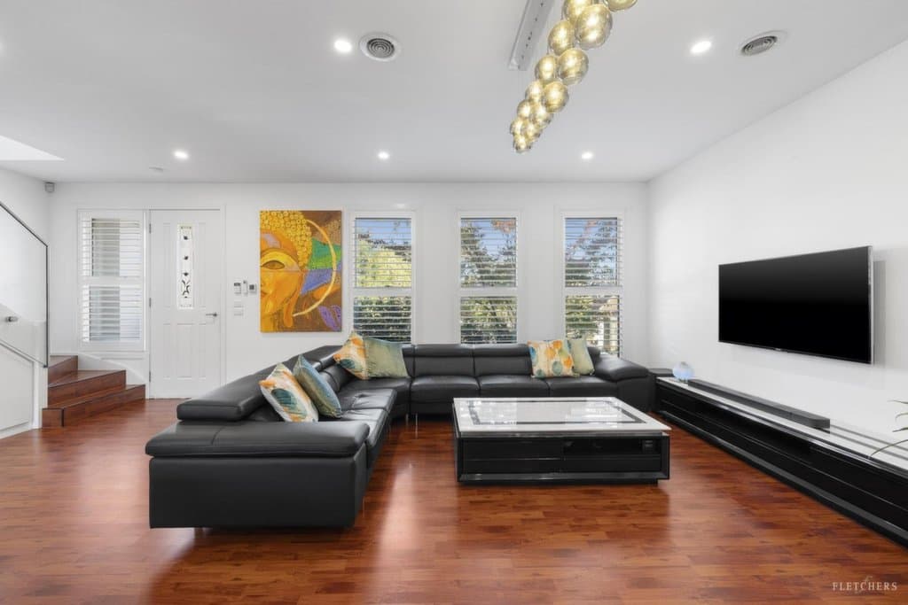 2/2 Notlen Street, Ringwood - Thumbnail 2