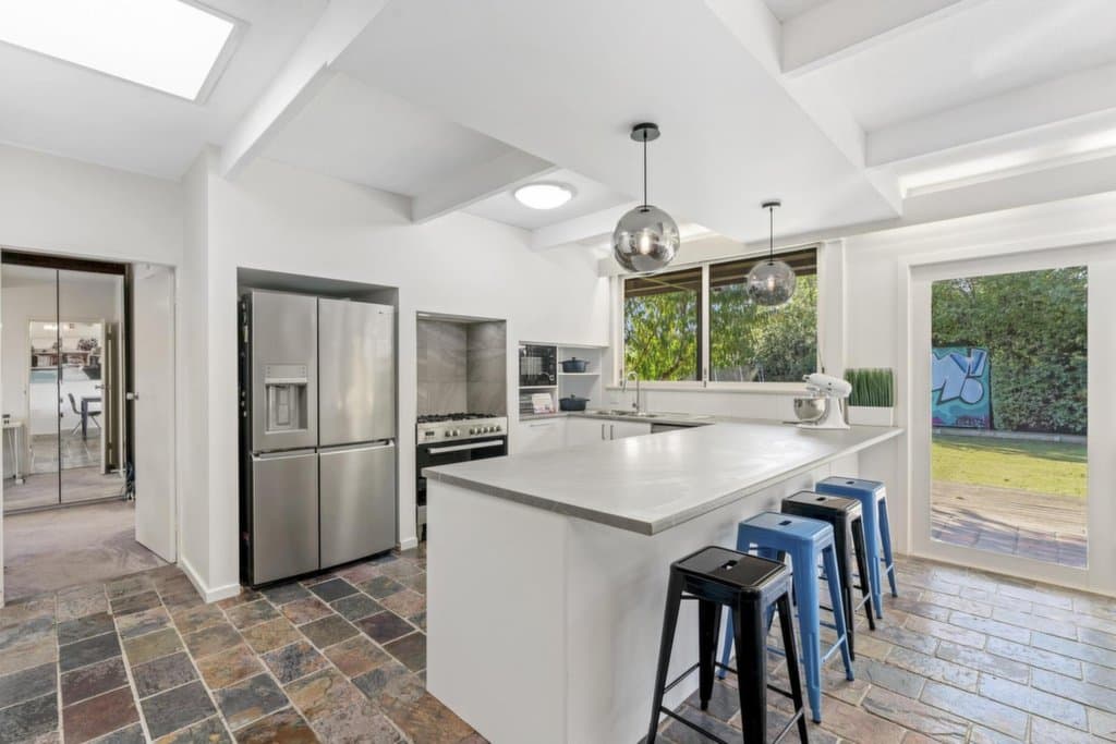 23 Verene Avenue, Templestowe Lower - Thumbnail 3