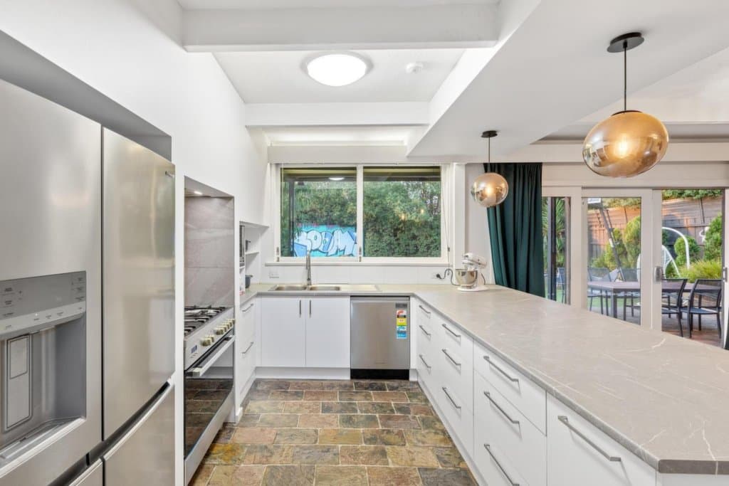 23 Verene Avenue, Templestowe Lower - Thumbnail 5
