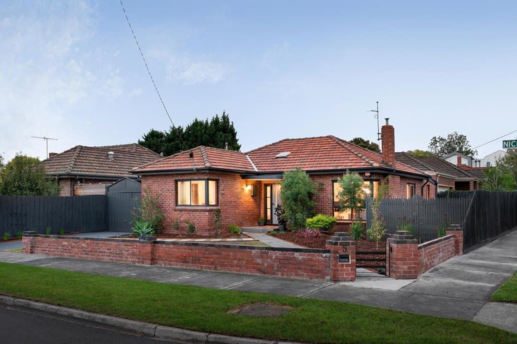 5 Nichol Street, Preston - Image 1