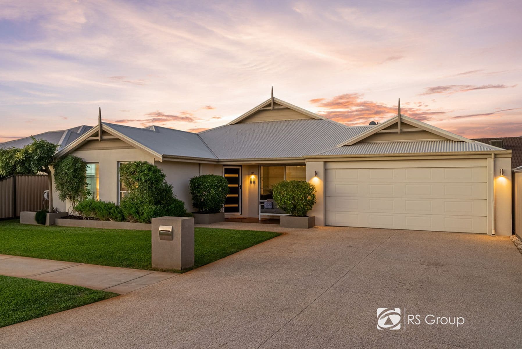 13 Padua Road, Piara Waters WA 6112, Piara Waters - Thumbnail 2
