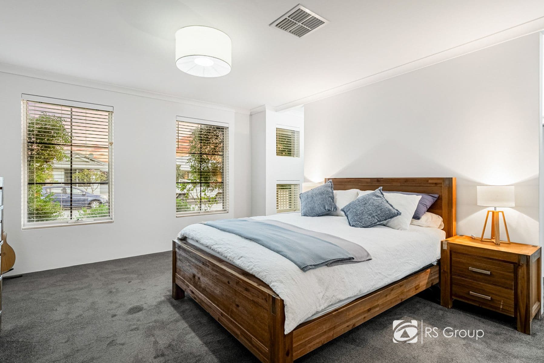 13 Padua Road, Piara Waters WA 6112, Piara Waters - Thumbnail 3