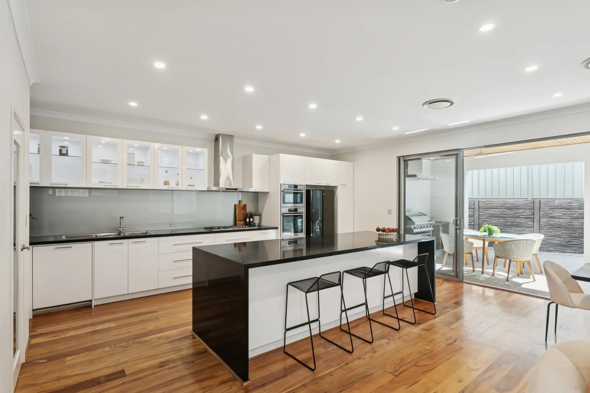 21 Little Street, Karrinyup - Thumbnail 5