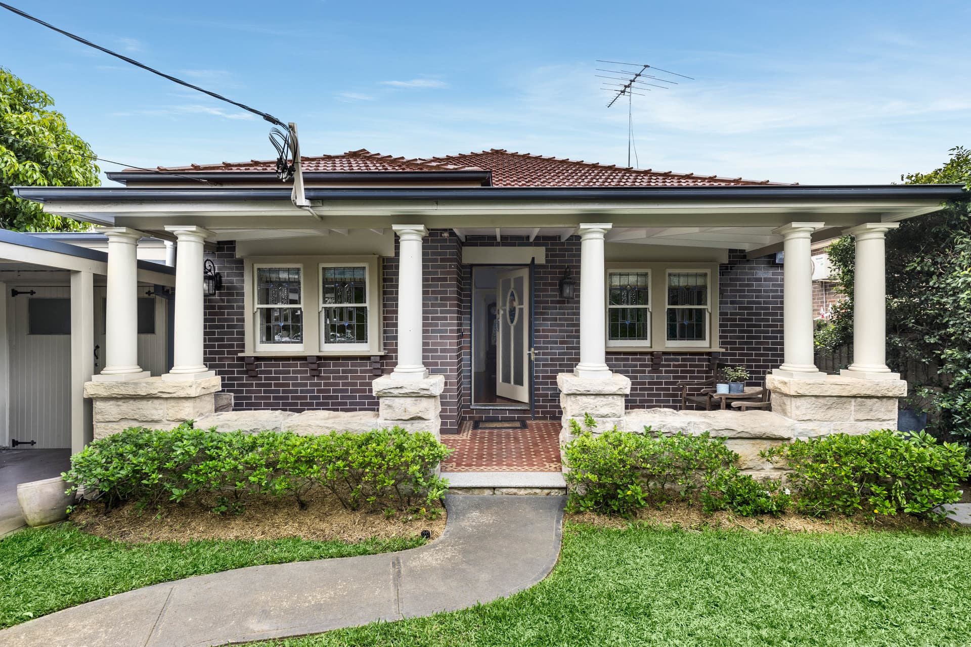 2 Elizabeth Avenue, Dulwich Hill - Image 1