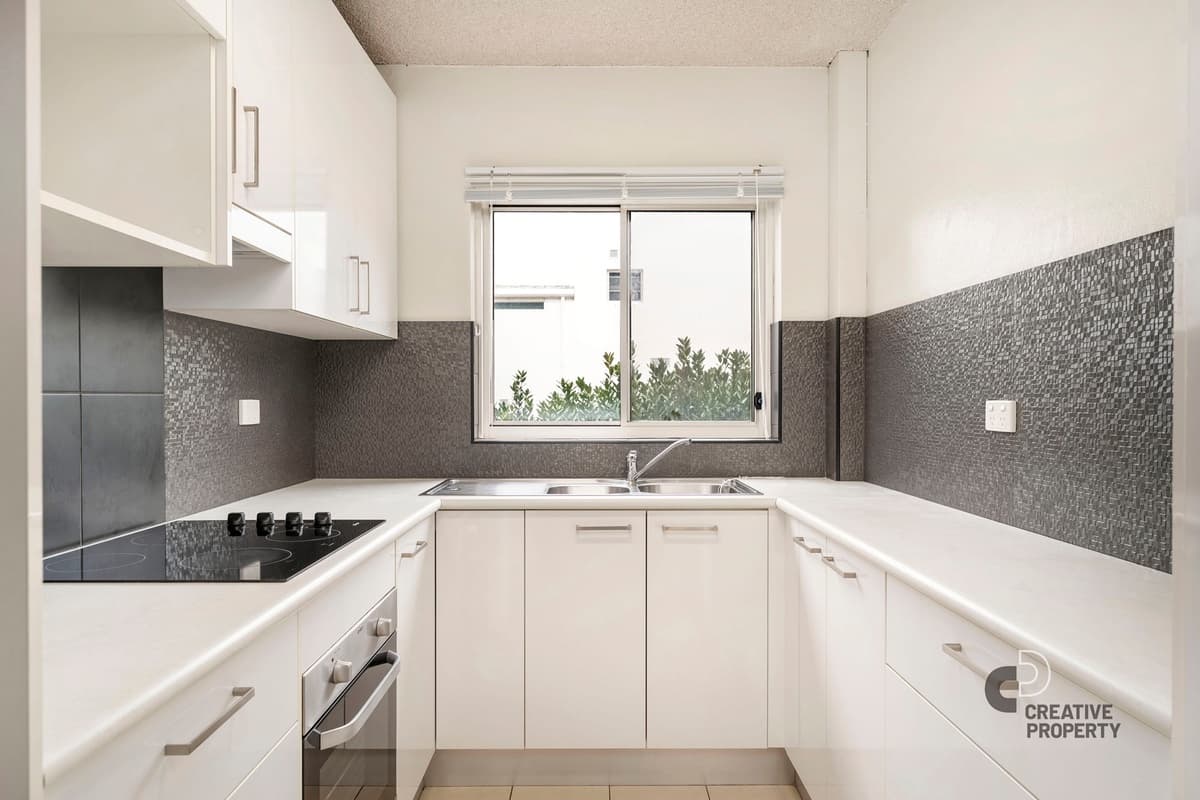 1/70-72 Frederick Street, Merewether, Merewether - Thumbnail 2