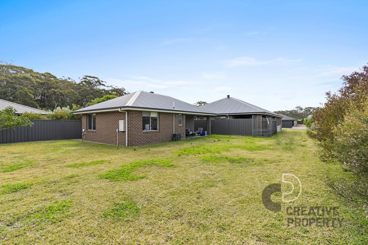 13 Sandcastle Street, Fern Bay, Fern Bay - Thumbnail 2