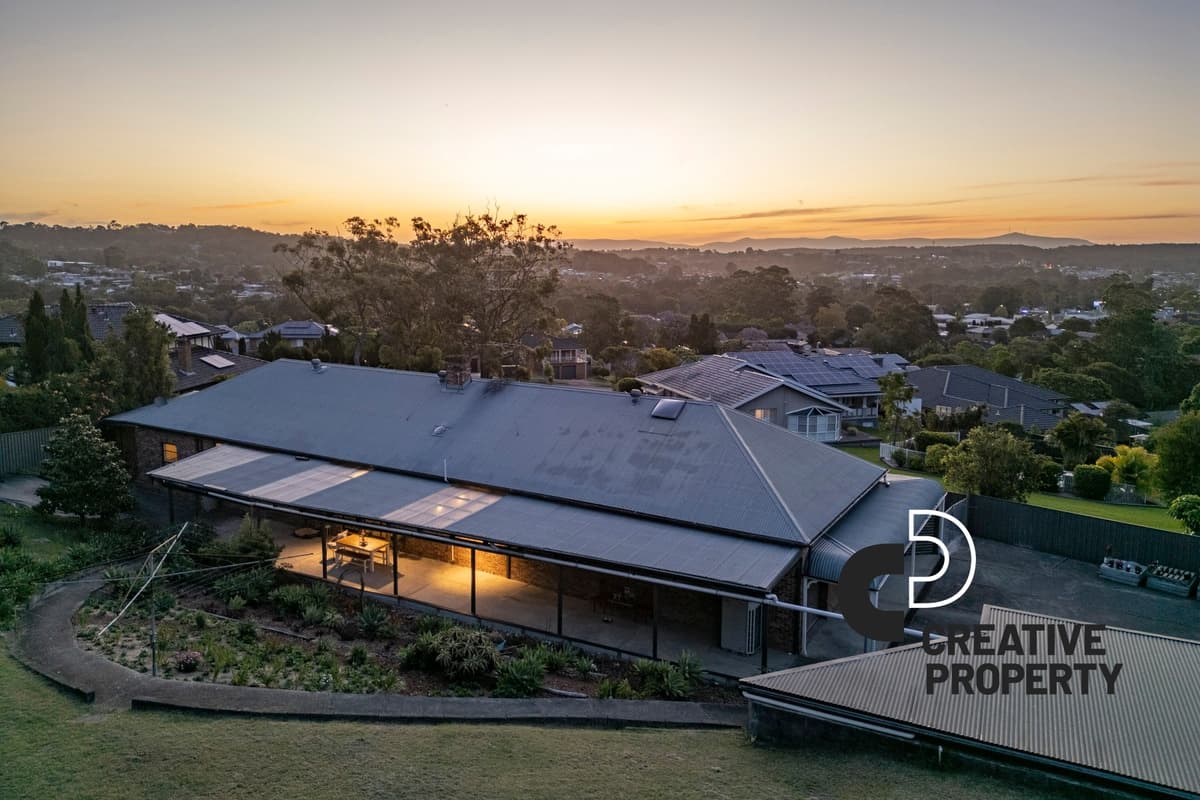 71 Cambronne Parade, Elermore Vale, Elermore Vale - Thumbnail 8