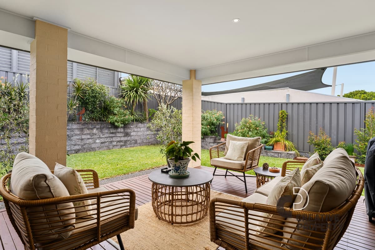 17 Rushland Drive, Fern Bay, Fern Bay - Thumbnail 2