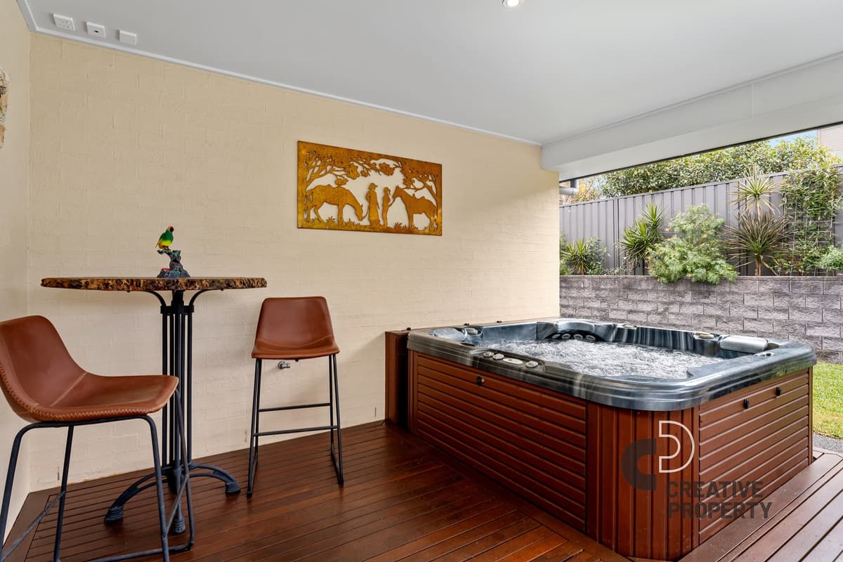 17 Rushland Drive, Fern Bay, Fern Bay - Thumbnail 3