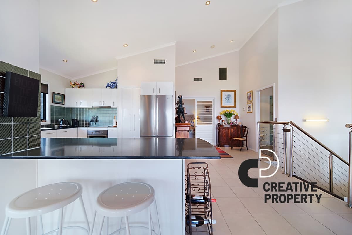 10 Booth Street, Stockton, Stockton - Image 1