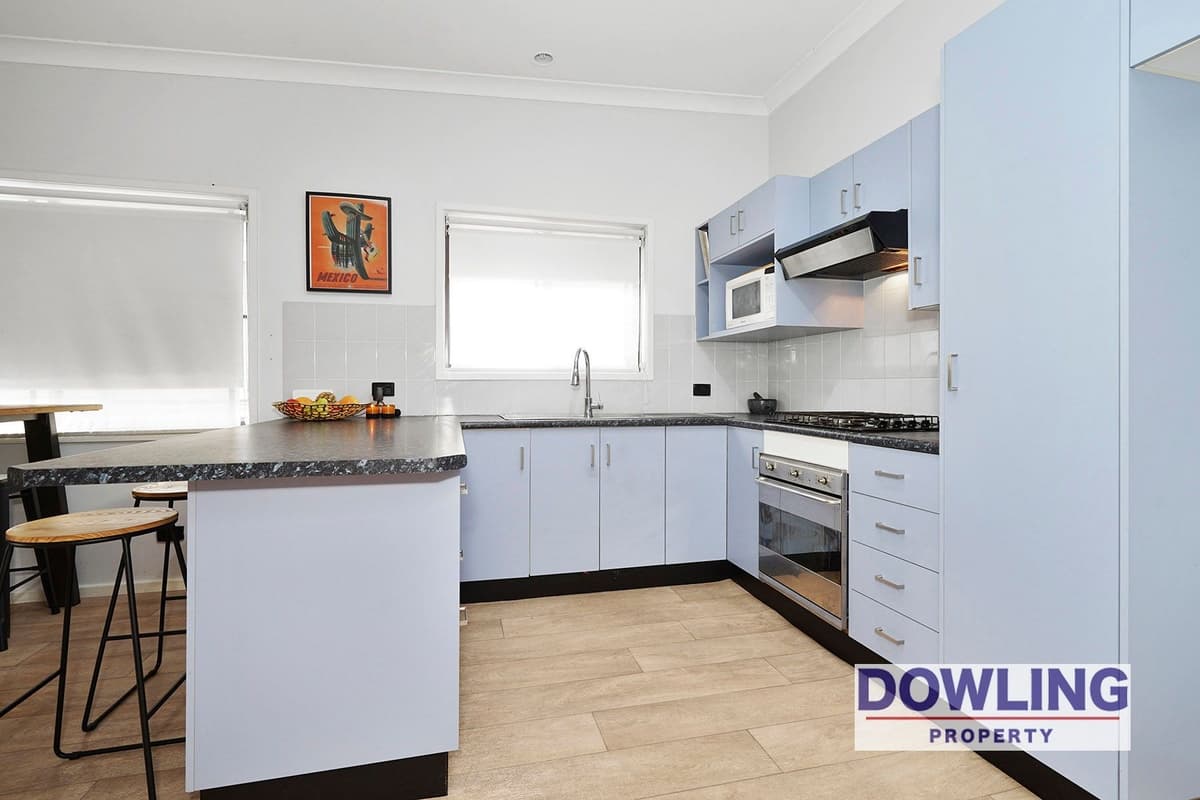 169 Dunbar, Stockton, Stockton - Thumbnail 2