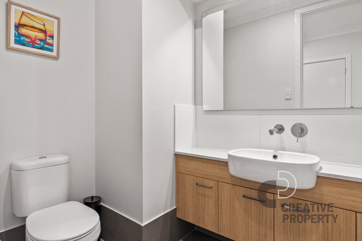 28 Seaside Boulevard, Fern Bay, Fern Bay - Thumbnail 5