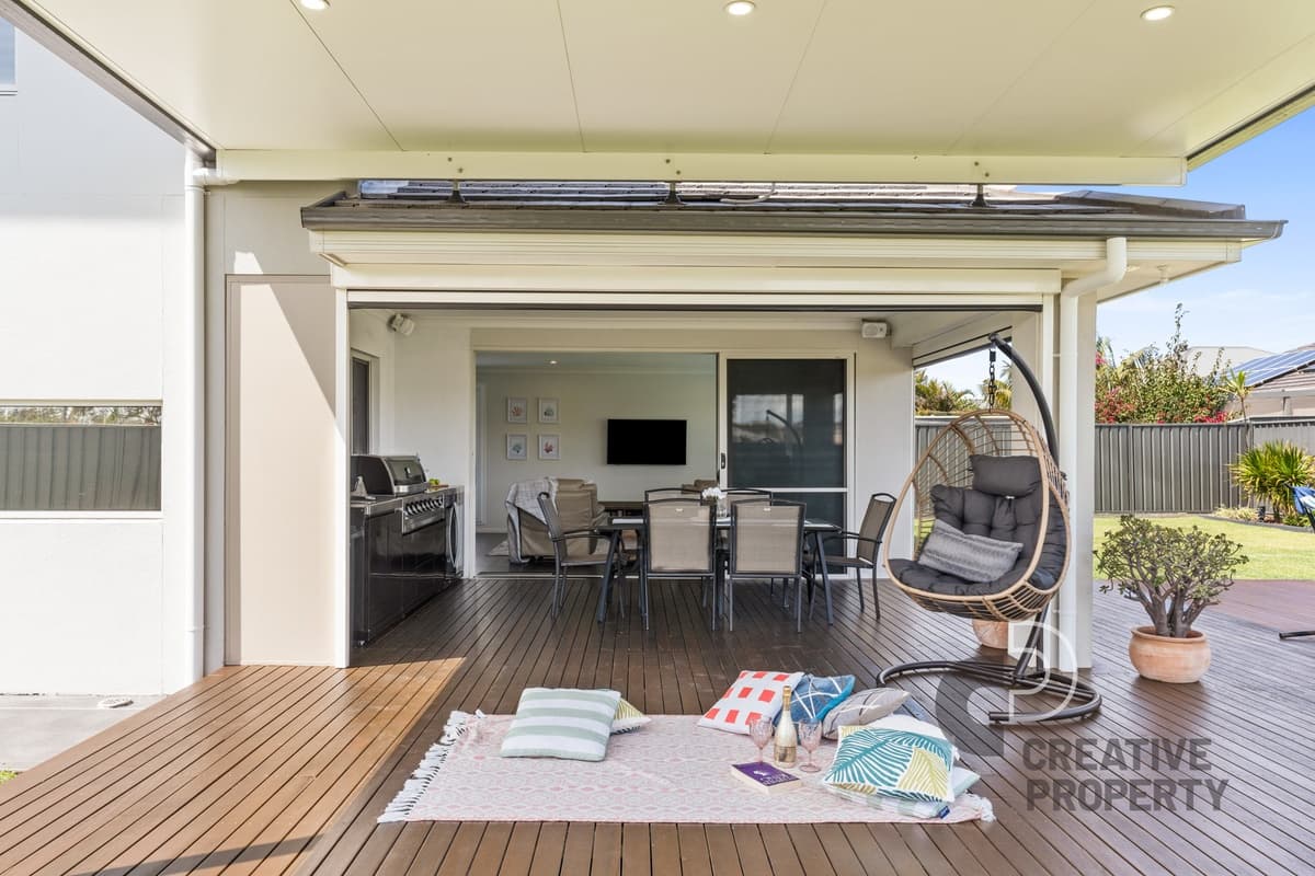 28 Seaside Boulevard, Fern Bay, Fern Bay - Thumbnail 8