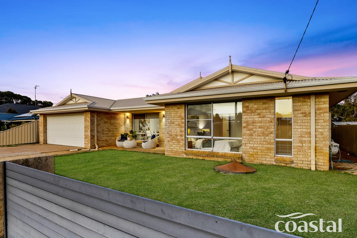 10 Challenger Road, Madora Bay WA 6210, Madora Bay - Image 1